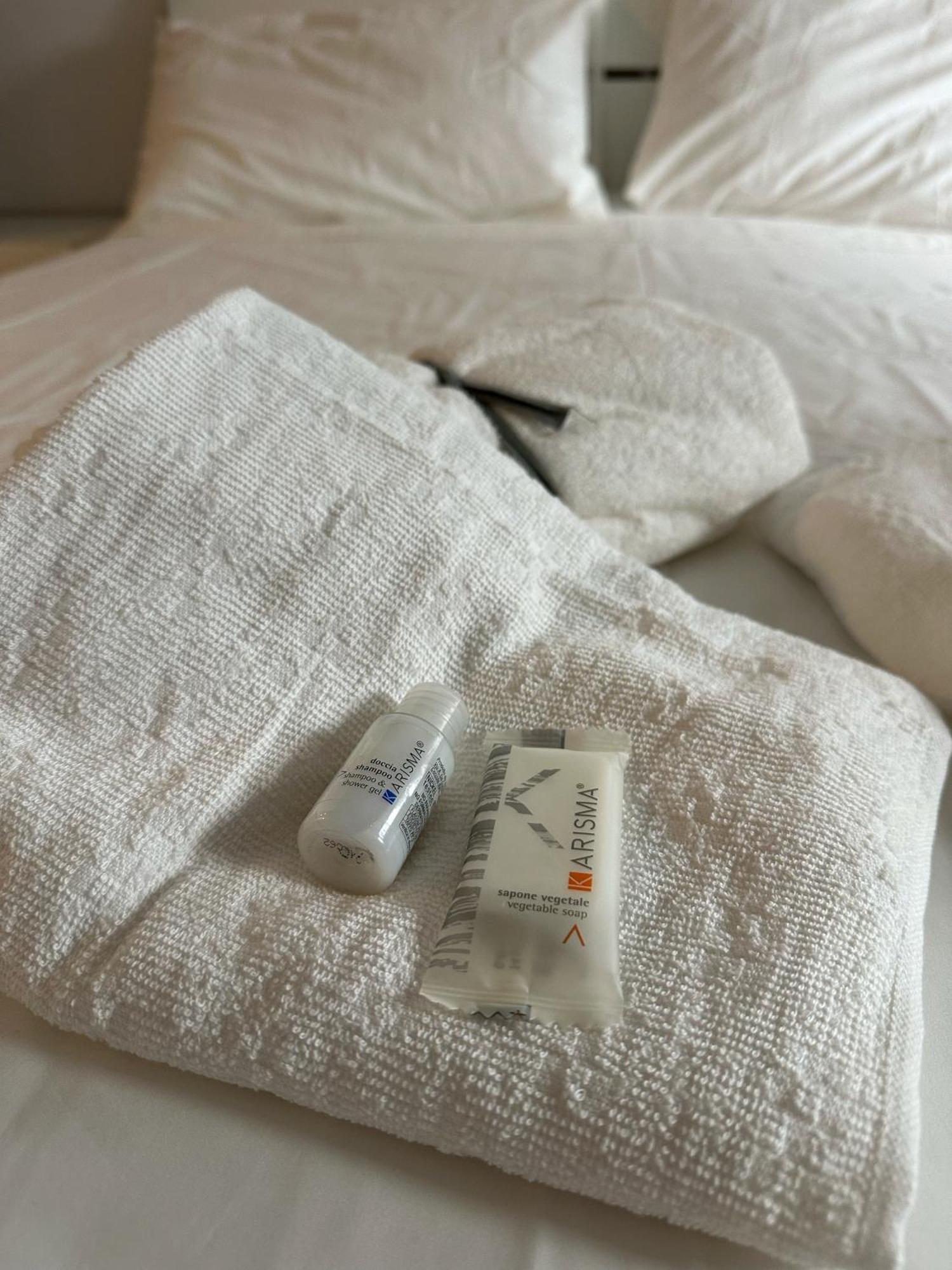 Affittacamere Torino - Private Rooms - H24 Self Check-In Buitenkant foto